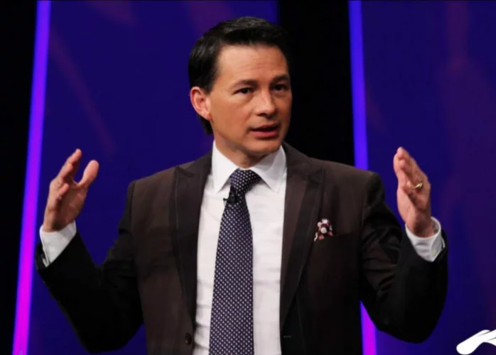 Dando A Los Pobres - Cash Luna